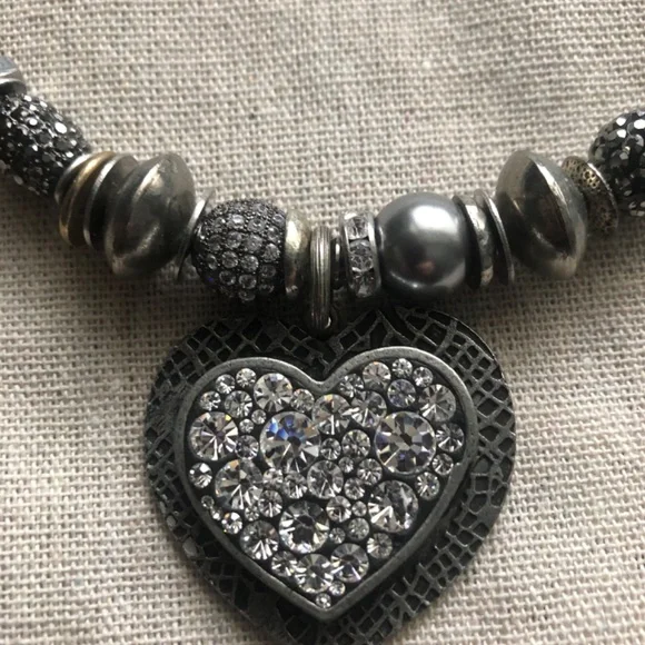 Necklace. - Picture 2 of 8